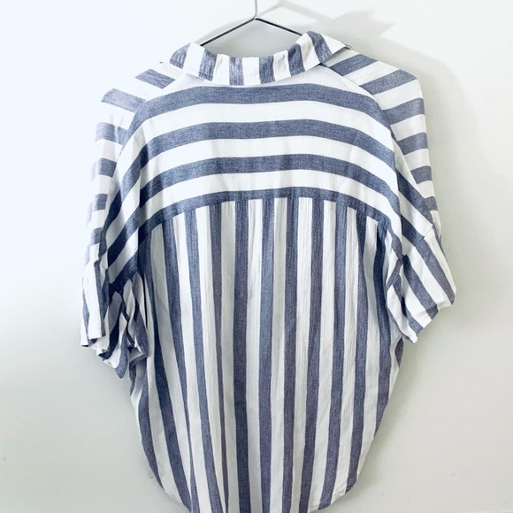 VESTIQUE Striped Short Sleeve Blouse, blue and white - Picture 2 of 5
